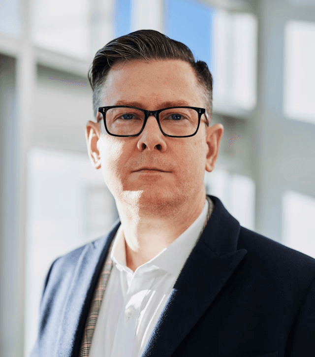 Portrait of the client giving the testimonial