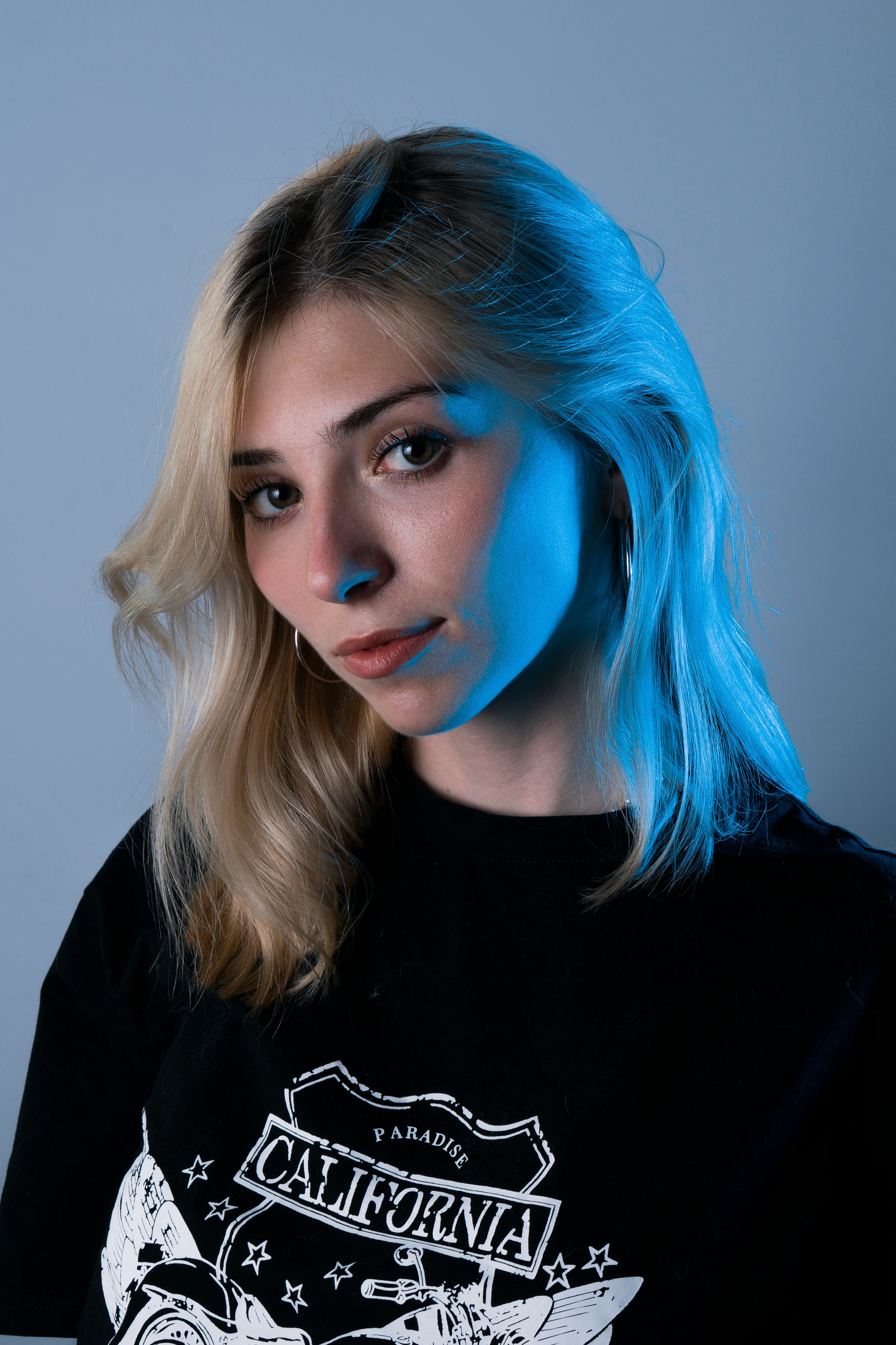 woman in black crew neck shirt